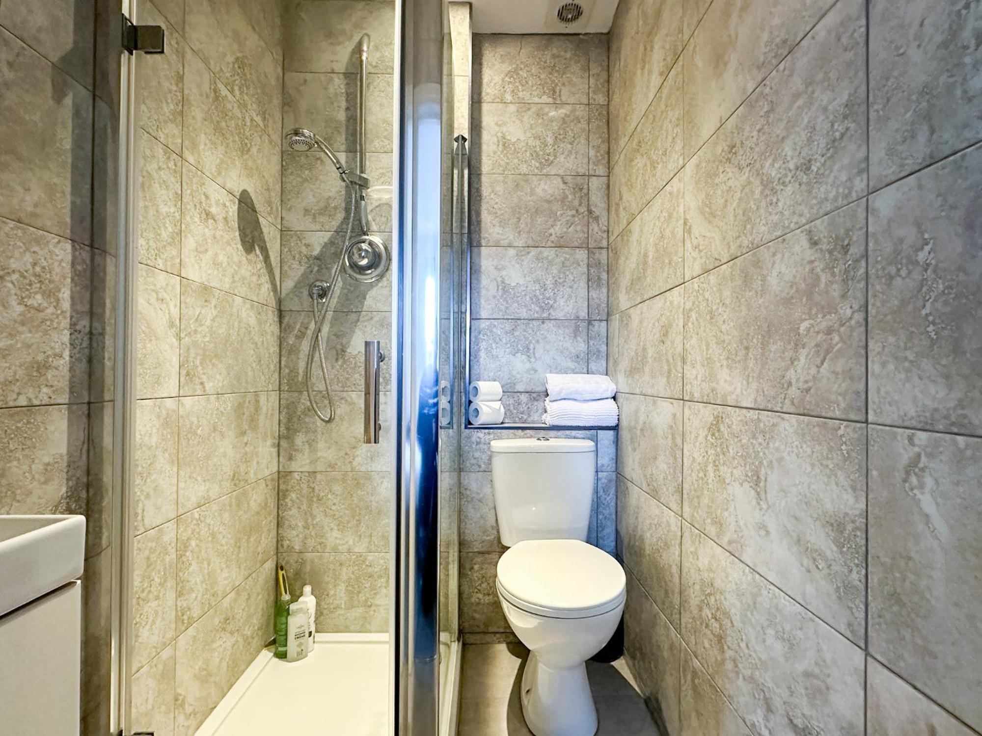 Stylish & Spacious City Centre 3-Bedroom Townhouse - Sleeps 6 Canterbury Exteriér fotografie
