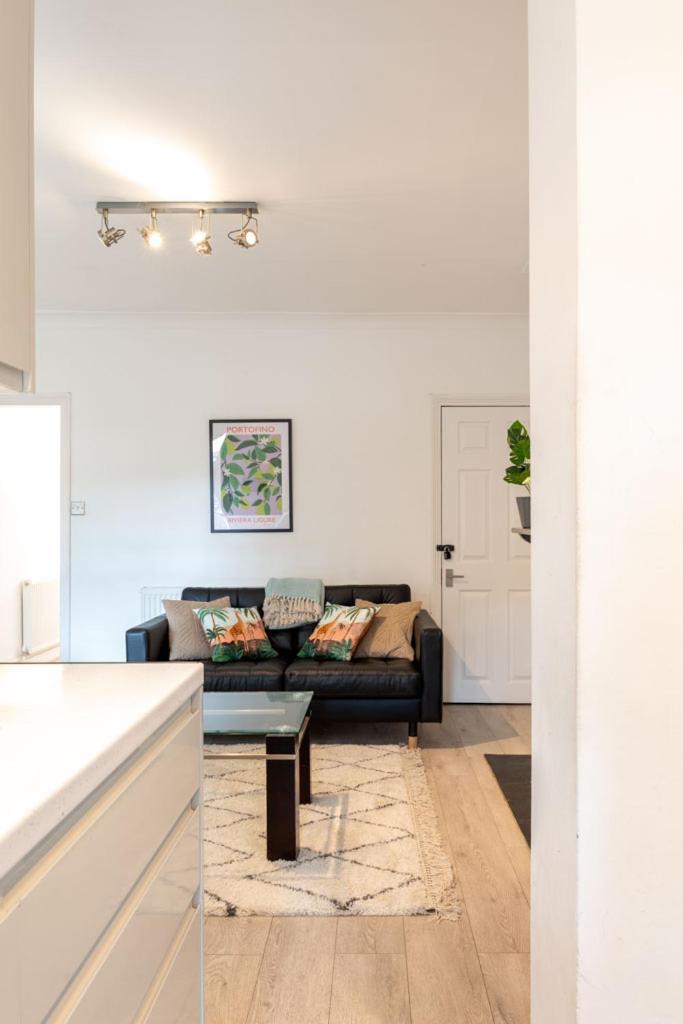 Stylish & Spacious City Centre 3-Bedroom Townhouse - Sleeps 6 Canterbury Exteriér fotografie