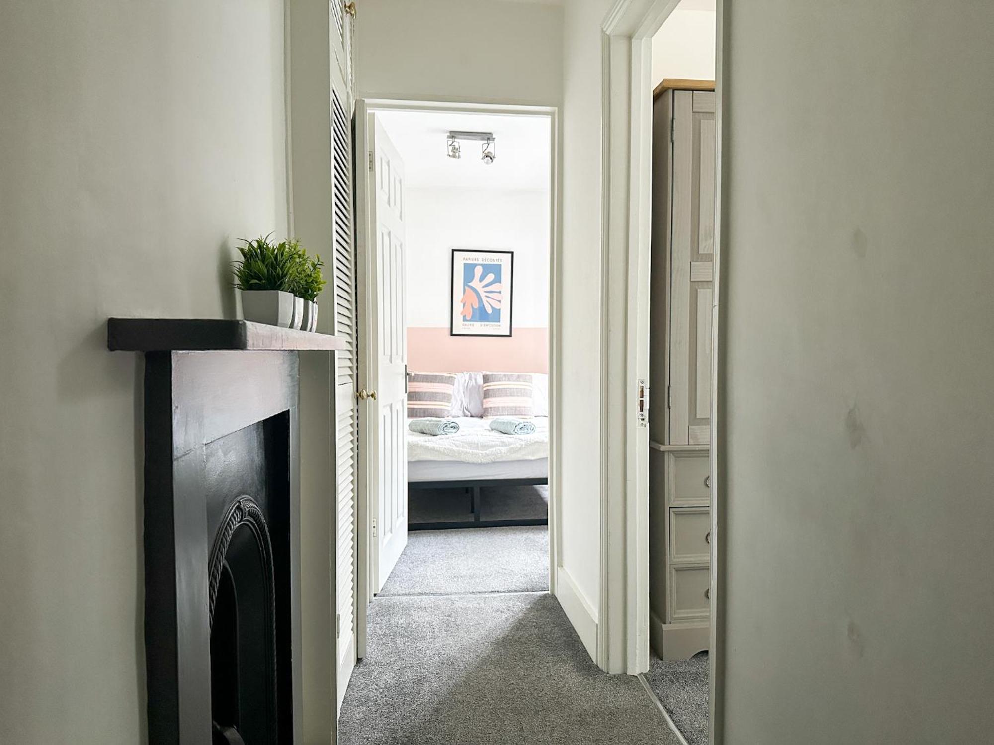 Stylish & Spacious City Centre 3-Bedroom Townhouse - Sleeps 6 Canterbury Exteriér fotografie