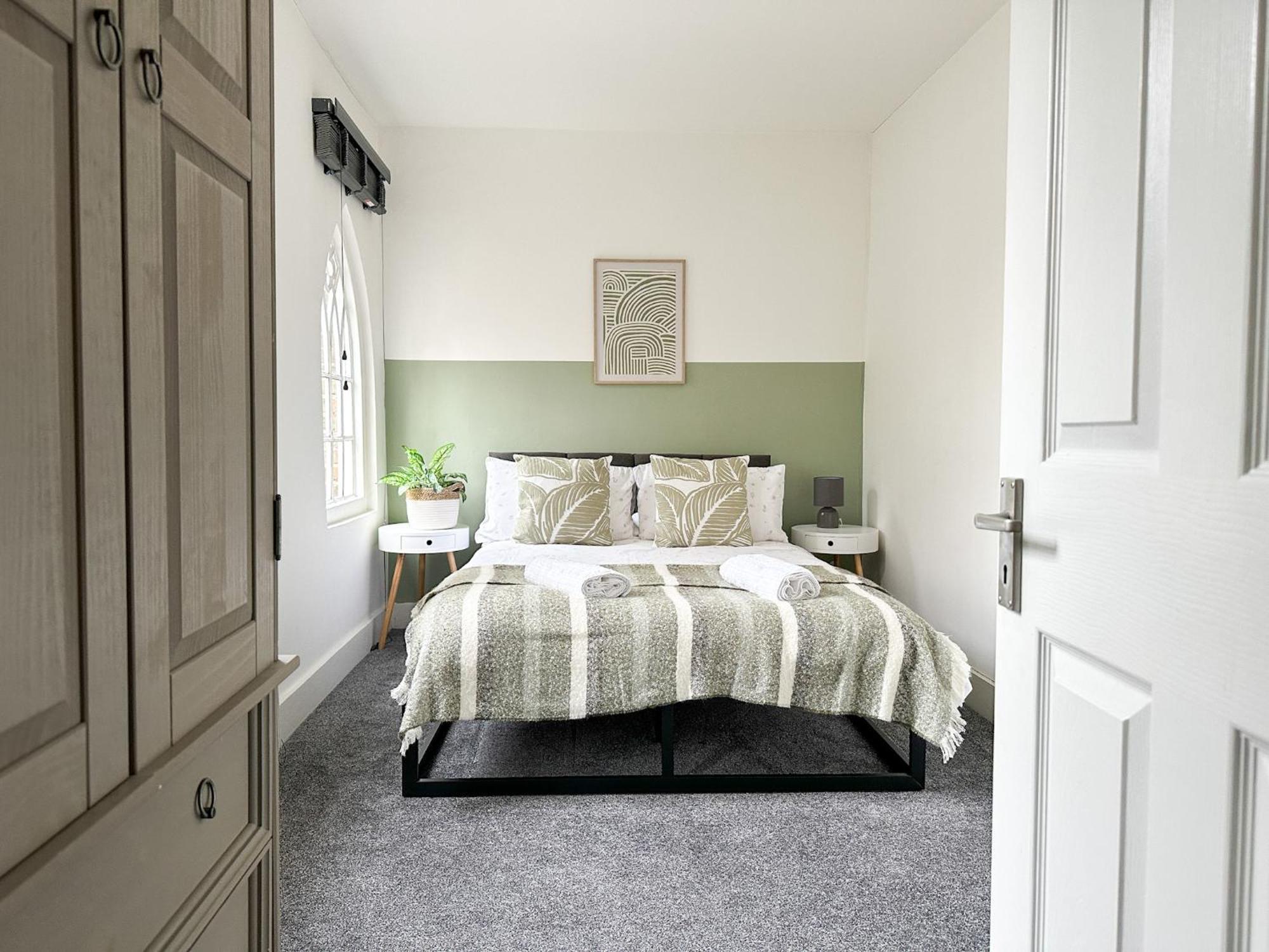Stylish & Spacious City Centre 3-Bedroom Townhouse - Sleeps 6 Canterbury Exteriér fotografie